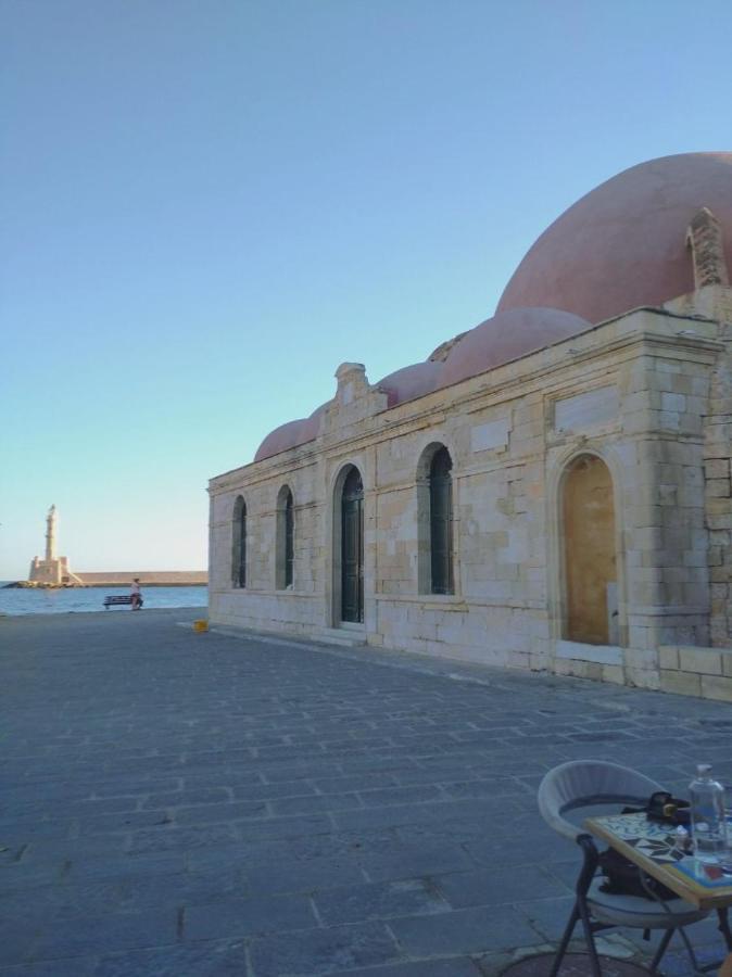 Marinos Suites Chrissi Akti Chania Exterior foto