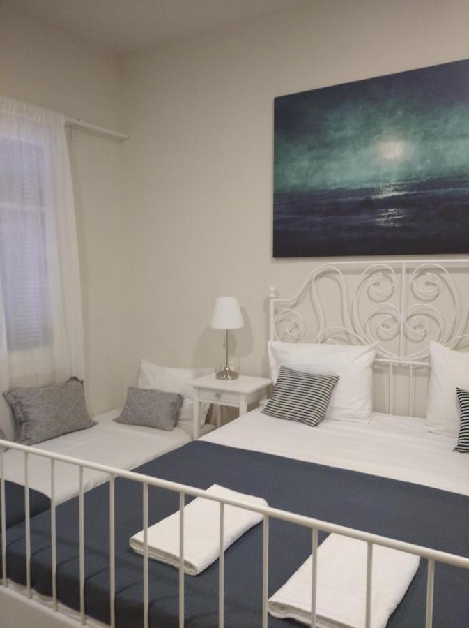 Marinos Suites Chrissi Akti Chania Exterior foto
