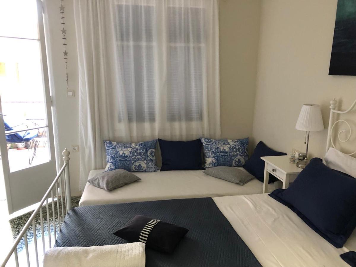 Marinos Suites Chrissi Akti Chania Exterior foto