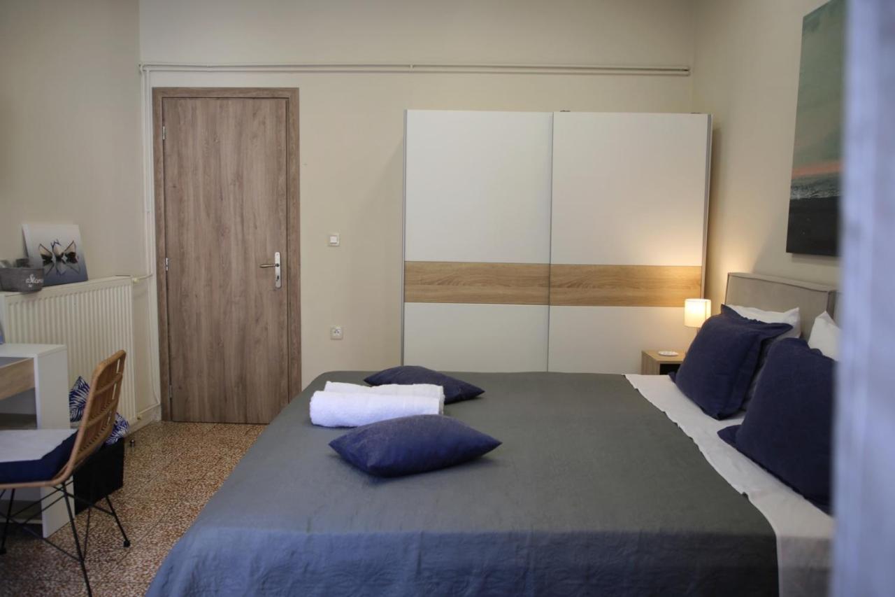 Marinos Suites Chrissi Akti Chania Exterior foto