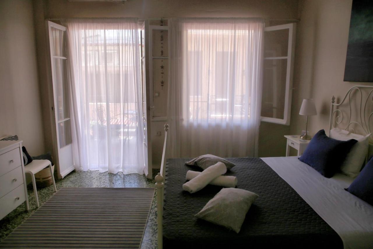 Marinos Suites Chrissi Akti Chania Exterior foto